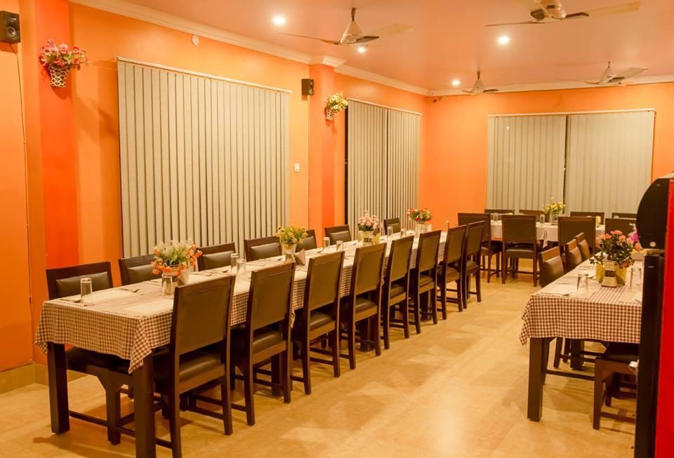 Hotel Stupa Lumbini Екстериор снимка